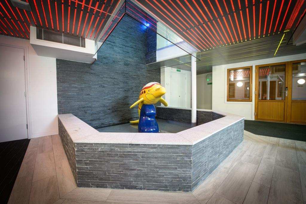 Zinn Apartments - City Centre アバディーン エクステリア 写真