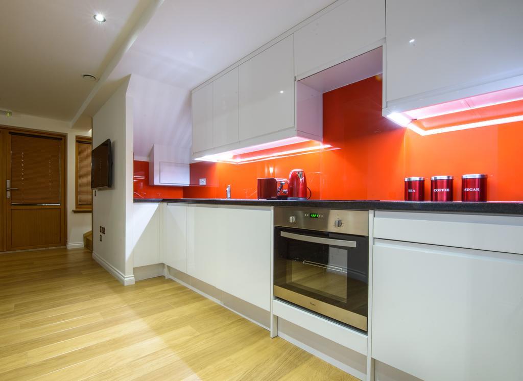 Zinn Apartments - City Centre アバディーン エクステリア 写真